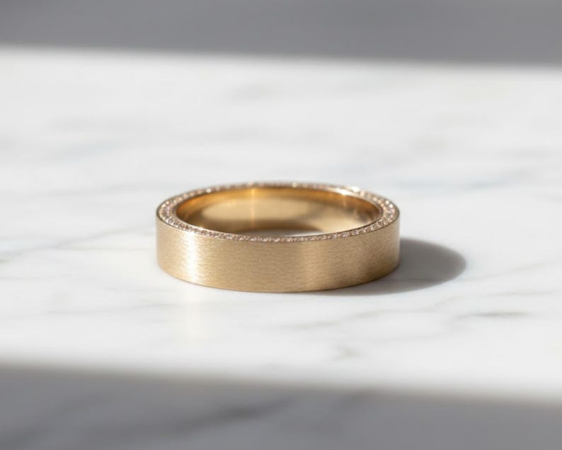 14K Gold Round Lab Grown Diamond Men's Wedding Band, Perfect Ring for Him