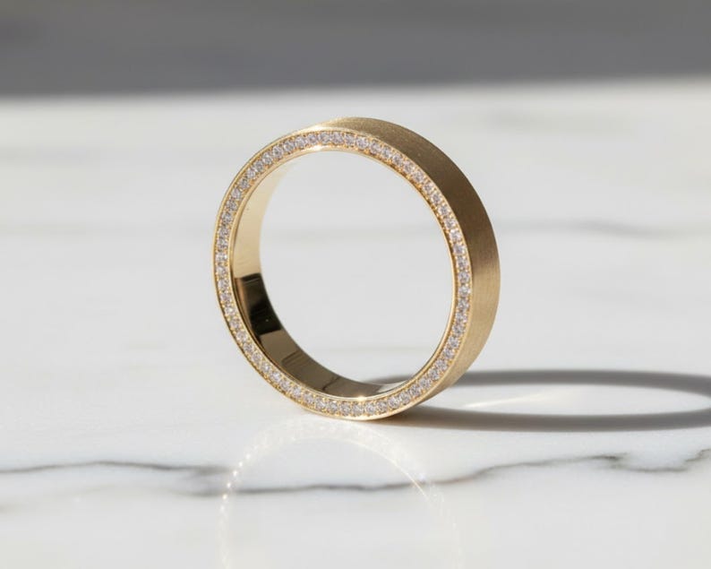 14K Gold Round Lab Grown Diamond Men's Wedding Band, Perfect Ring for Him