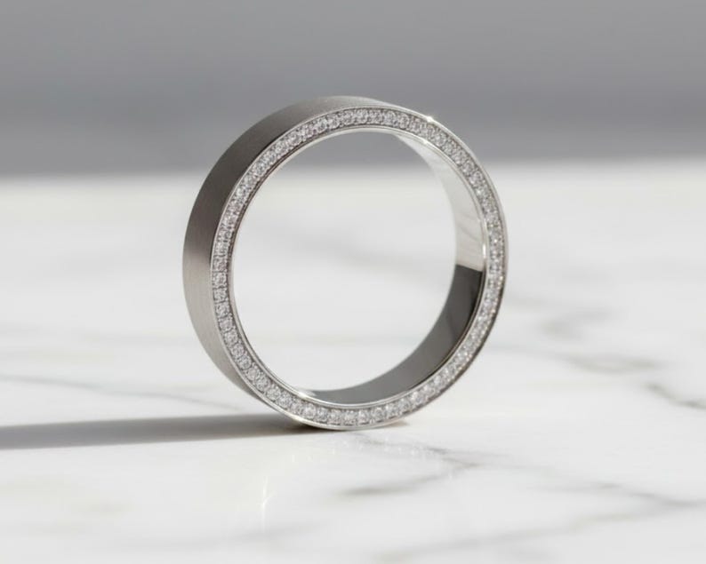 14K Gold Round Lab Grown Diamond Men's Wedding Band, Perfect Ring for Him