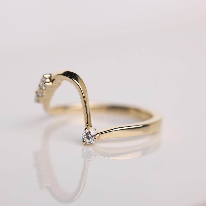 Oval Diamond Engagement Ring with Flush Fit Band, 14K Solid Gold Matching Ring Set