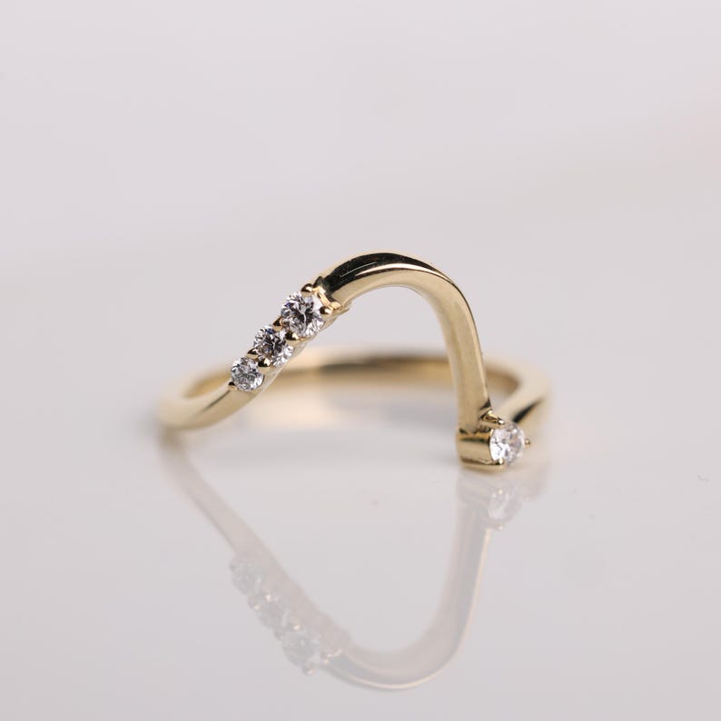 Oval Diamond Engagement Ring with Flush Fit Band, 14K Solid Gold Matching Ring Set