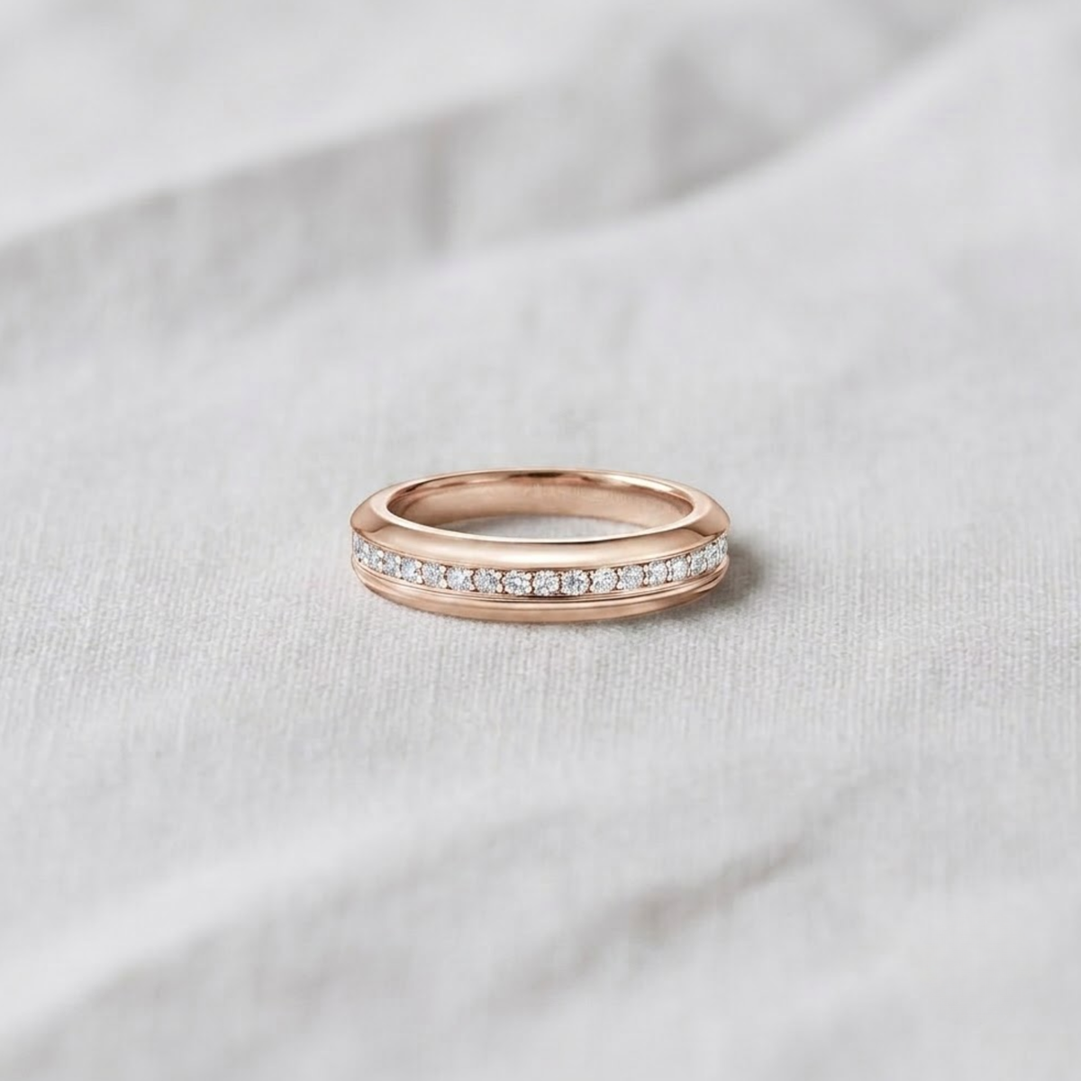 14K Gold Round Cut Lab Grown Diamond Men's Wedding Band Ring