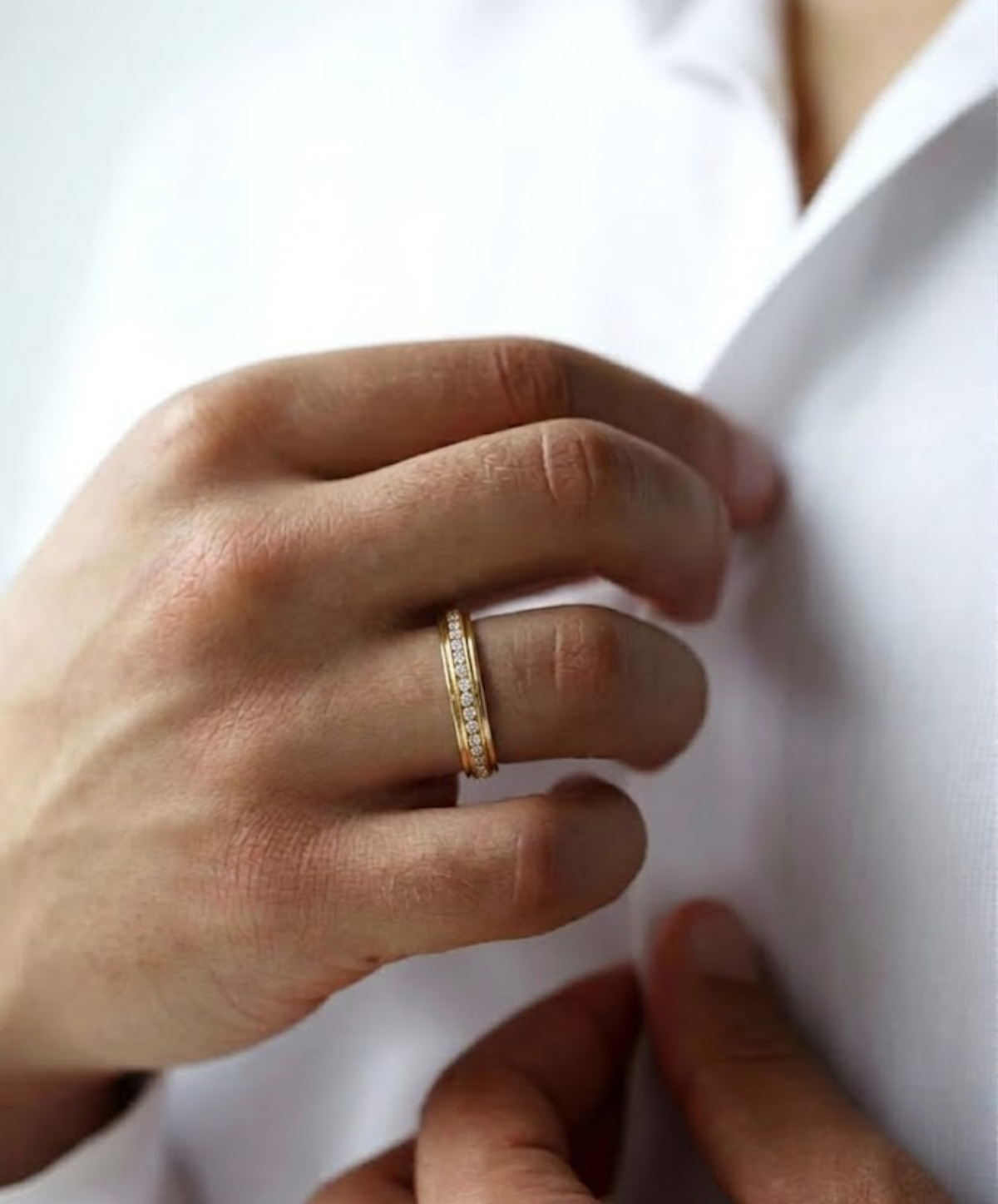 14K Gold Round Cut Lab Grown Diamond Men's Wedding Band Ring