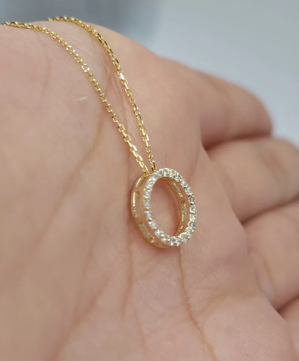Round Lab Grown White Diamond Open Eternity Circle of Life Pendant for Women
