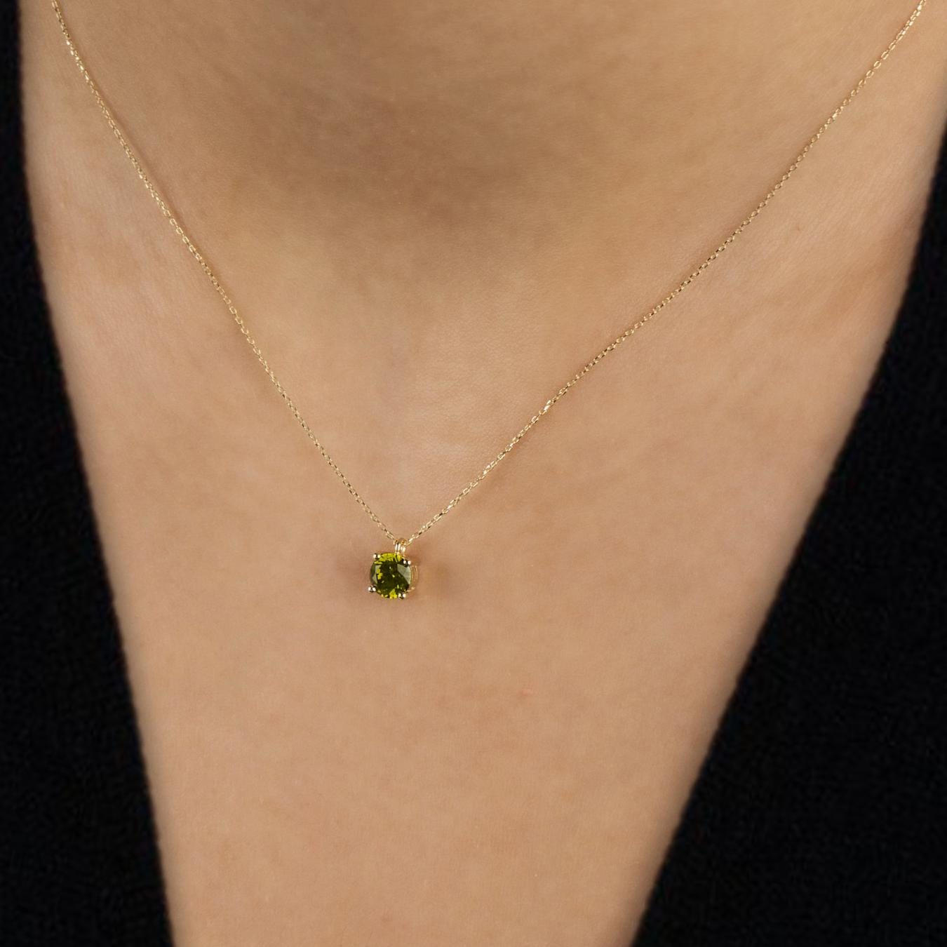 Round Peridot 14K Solid Gold Necklace, August Birthstone Pendant, Minimalist Jewelry