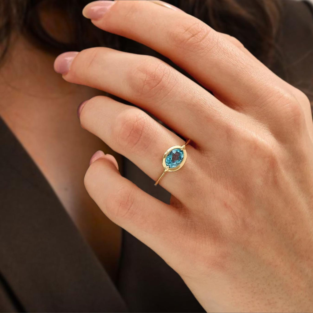 14k Solid Gold Bezel Topaz Ring, Chunky Blue Topaz Anniversary Ring, Oval Solitaire Ring Women, Gemstone Ring, Handmade
