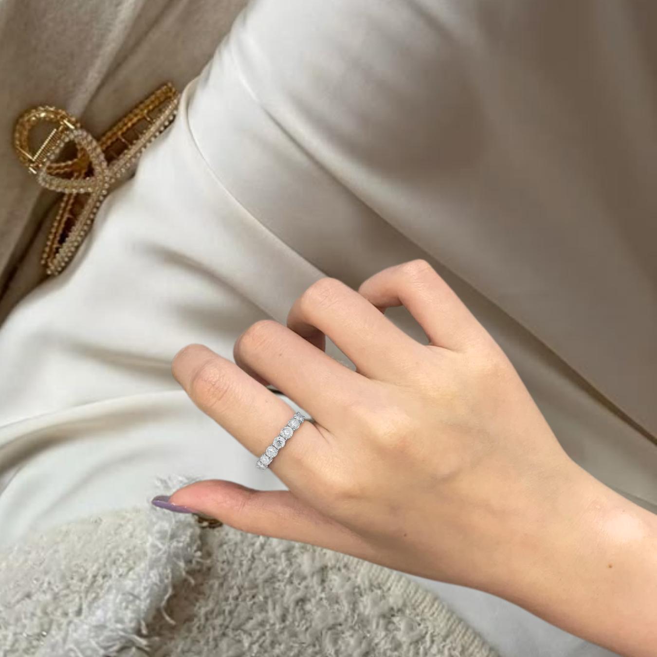 1 Carat Eternity Round Brilliant Lab Grown Diamond Band / U Shape Diamond Eternity Band