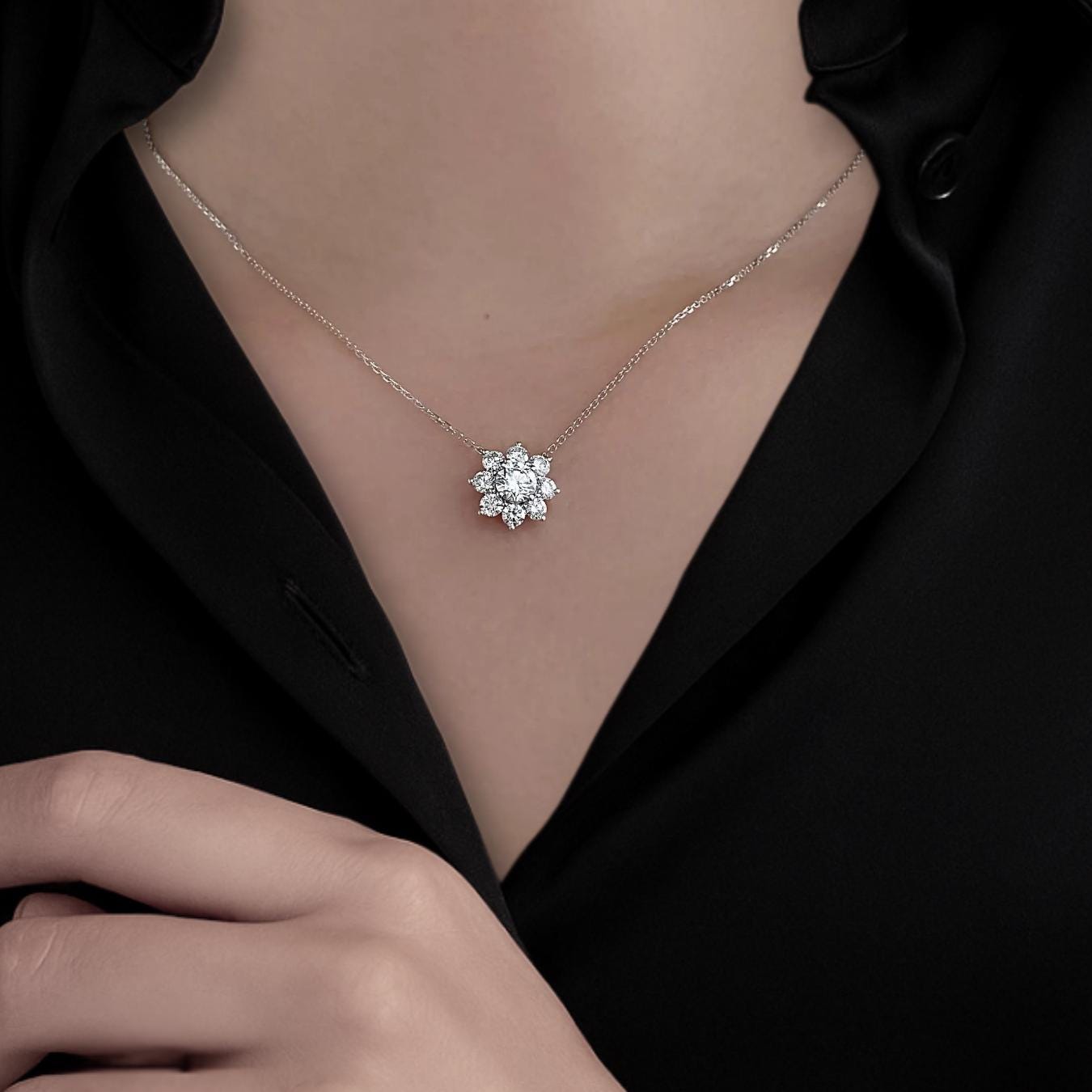 1 Carat Round Cut F VS1 Lab Grown Diamond Necklace IGI Certificate 14K Yellow Gold