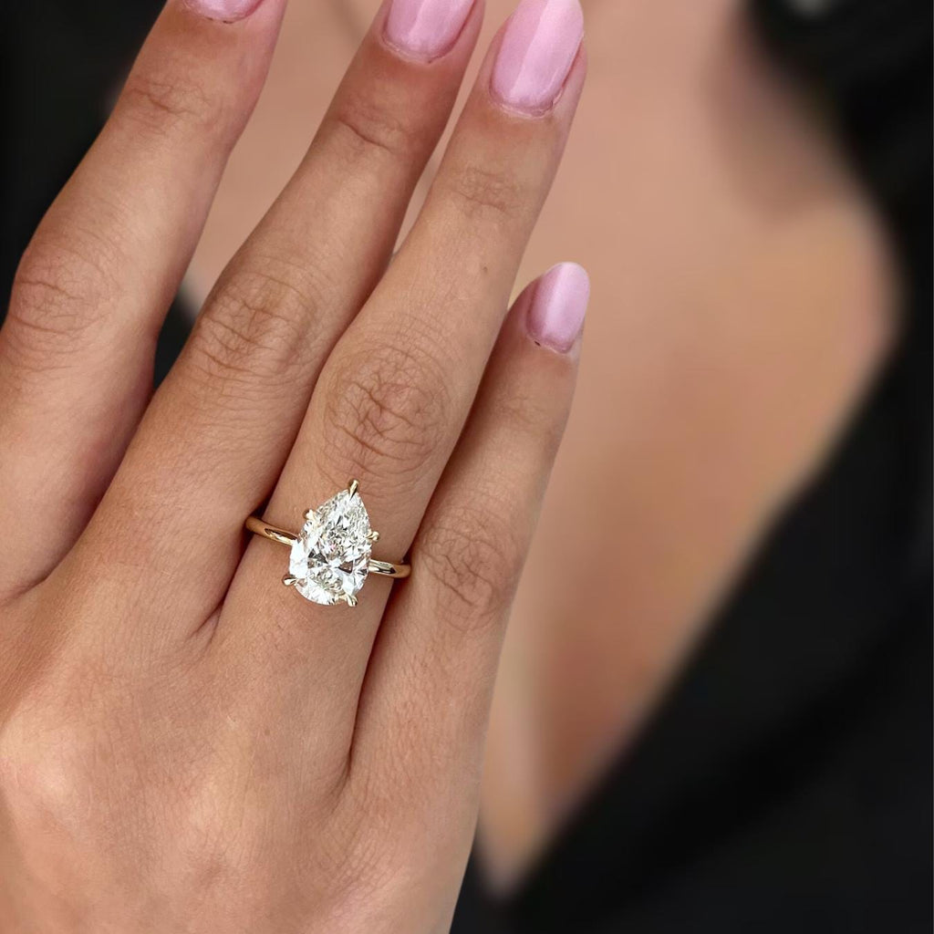 2 Carat Pear Cut Lab Grown Diamond Solitaire Engagement Ring VS1 F