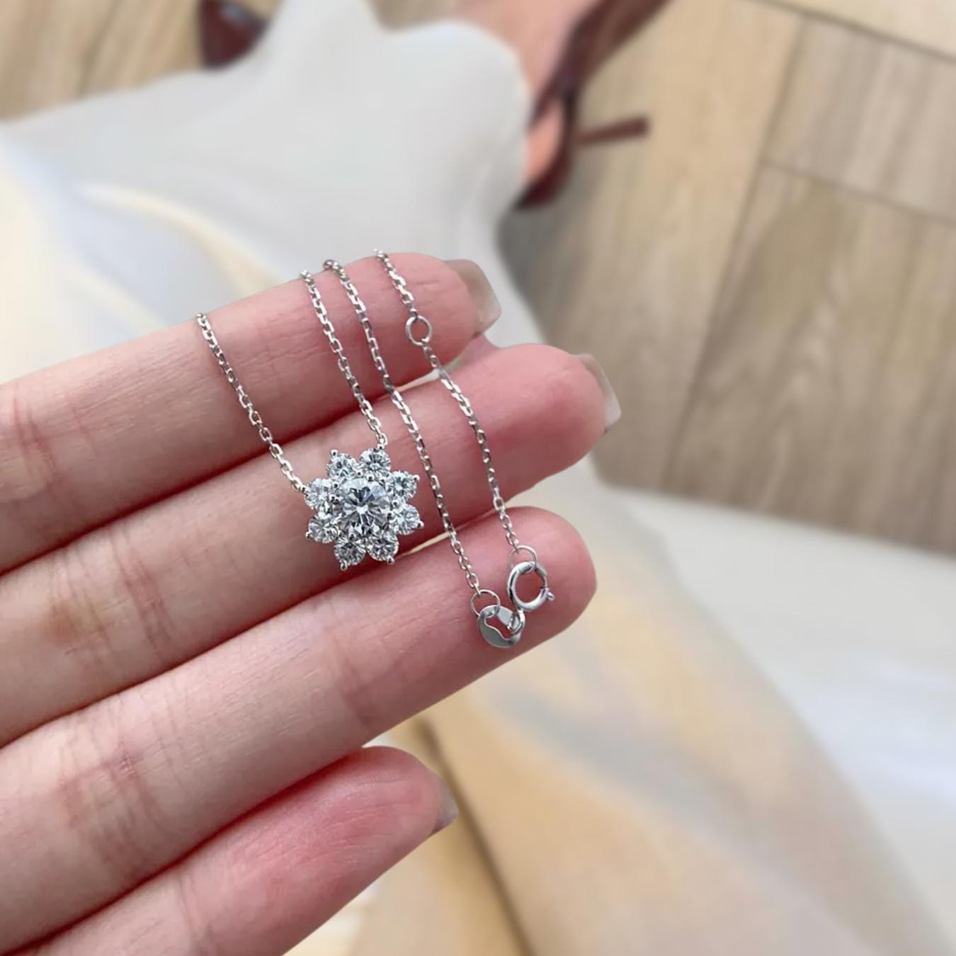 1 Carat Round Cut F VS1 Lab Grown Diamond Necklace IGI Certificate 14K Yellow Gold