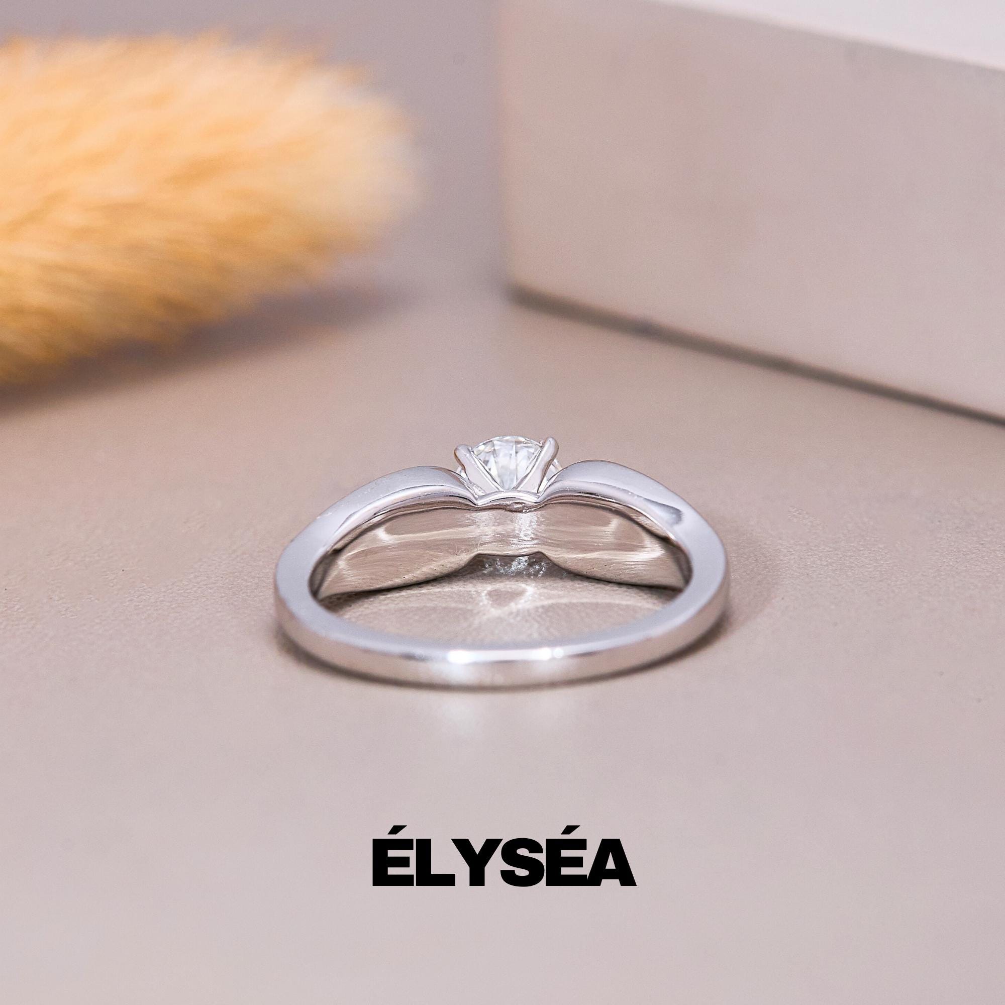 Dainty Round Lab Grown Diamond Promise Ring, Diamond Set in Prongs, Diamond Engagement Ring for Women, Ring in Yellow, White, Rose Gold
