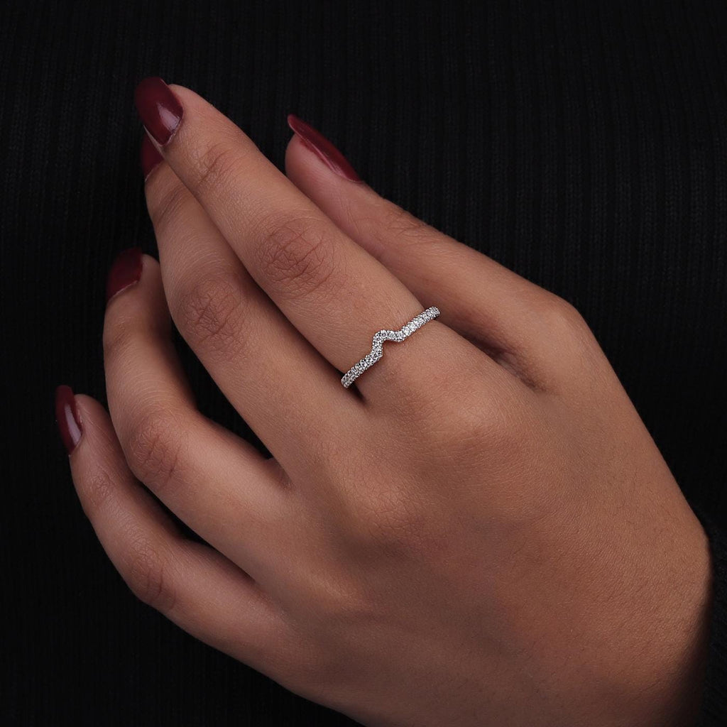 14K Gold Lab Grown Diamond Curved Wedding Band For Women