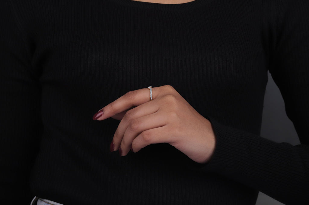 14K Gold Lab Grown Diamond Curved Wedding Band For Women