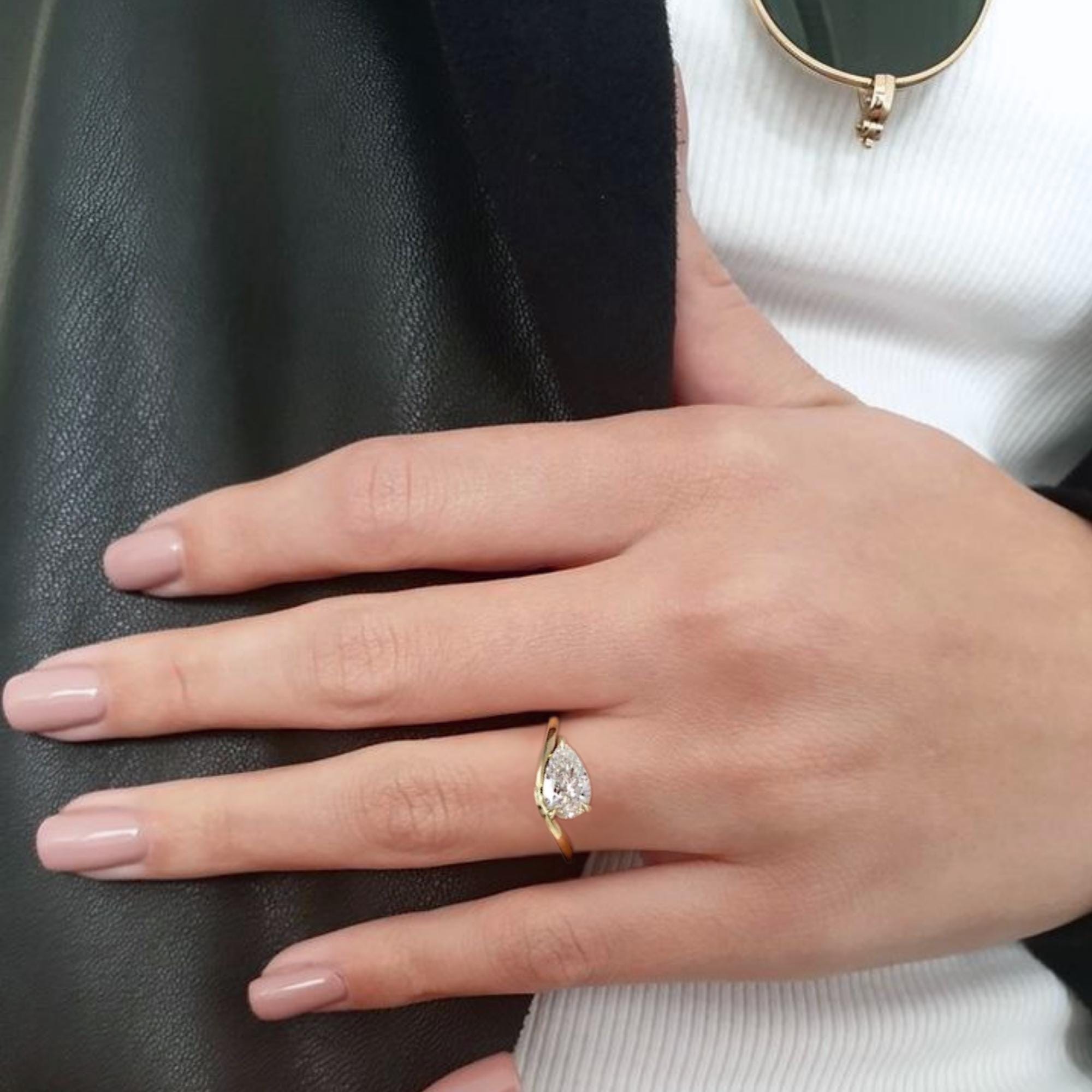 14k Gold Pear Shaped Engagement Ring with Lab Grown Diamond, Fine Jewelry for Women