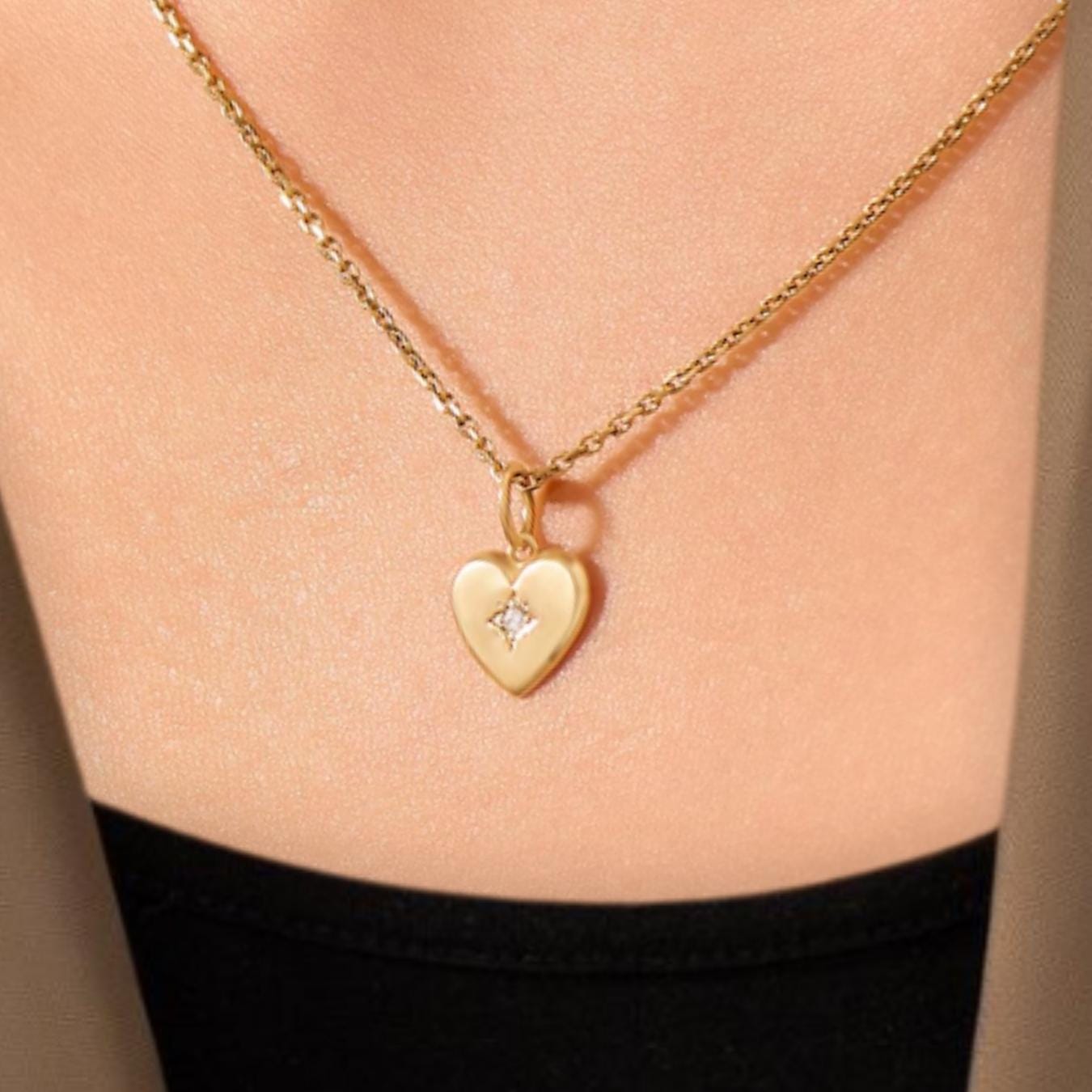 Tiny Diamond Heart Pendant Necklace in 14K Gold / Diamond Heart Necklace / Gift for Her