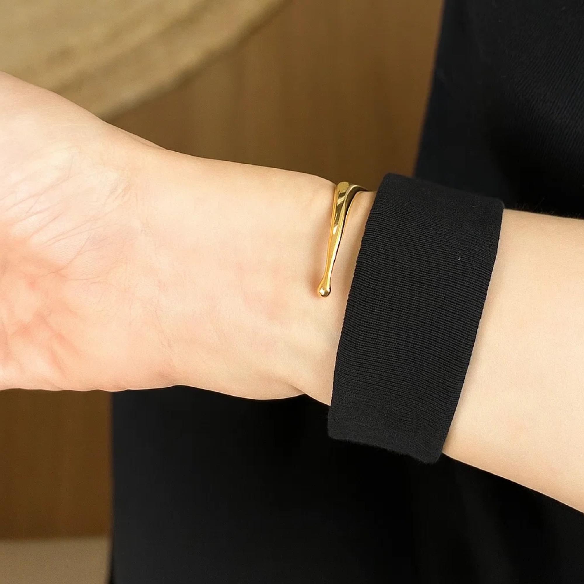 14K Gold Pear Shape Solitaire Lab Grown Diamond Bangle Bracelet, Birthday Gift