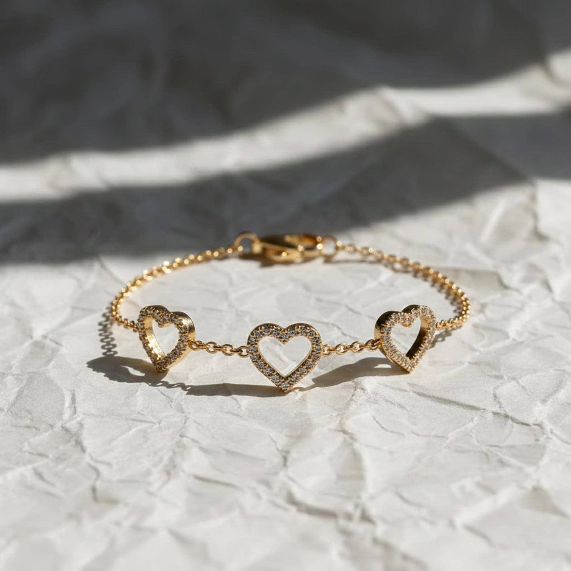 Tiny Lab Grown Diamond Heart Bracelet / Mini Diamond Heart Bracelet in 14K Gold