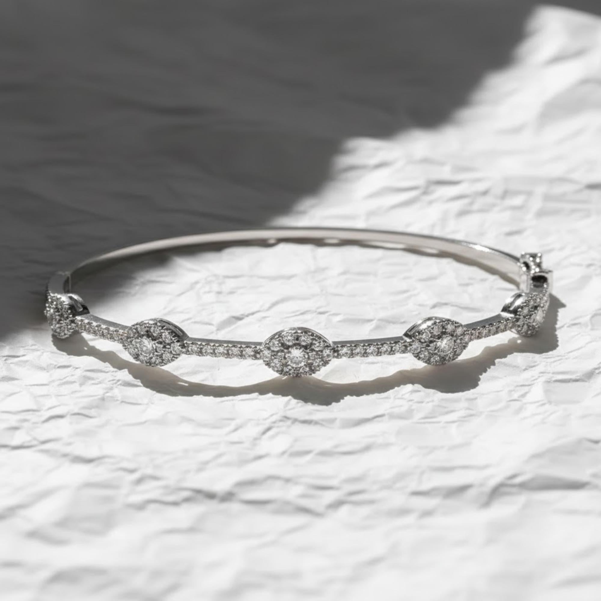 14K Gold Round Lab Grown Diamond Bangle Bracelet For Women
