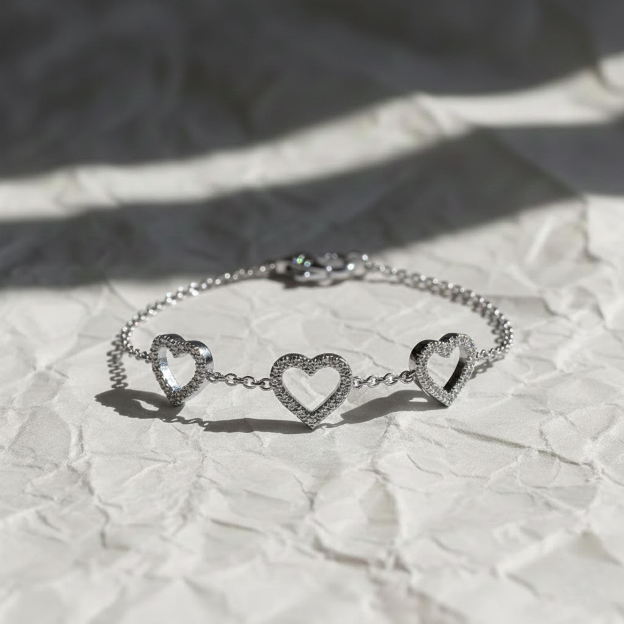 Tiny Lab Grown Diamond Heart Bracelet / Mini Diamond Heart Bracelet in 14K Gold