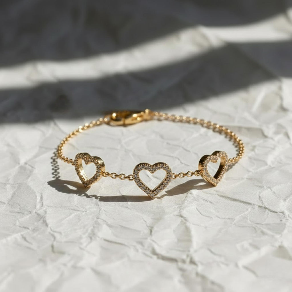 Tiny Lab Grown Diamond Heart Bracelet / Mini Diamond Heart Bracelet in 14K Gold